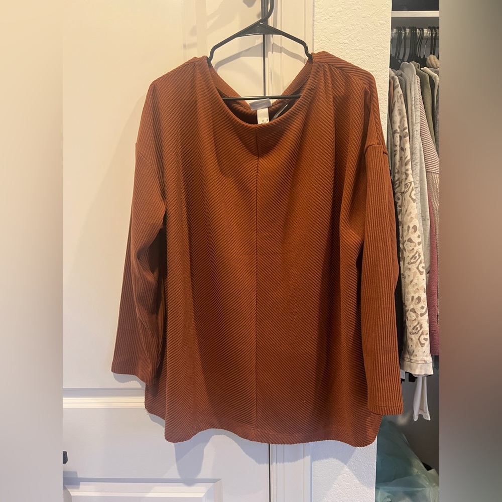 *NWT* Ava and Viv Women's Rust Sweater